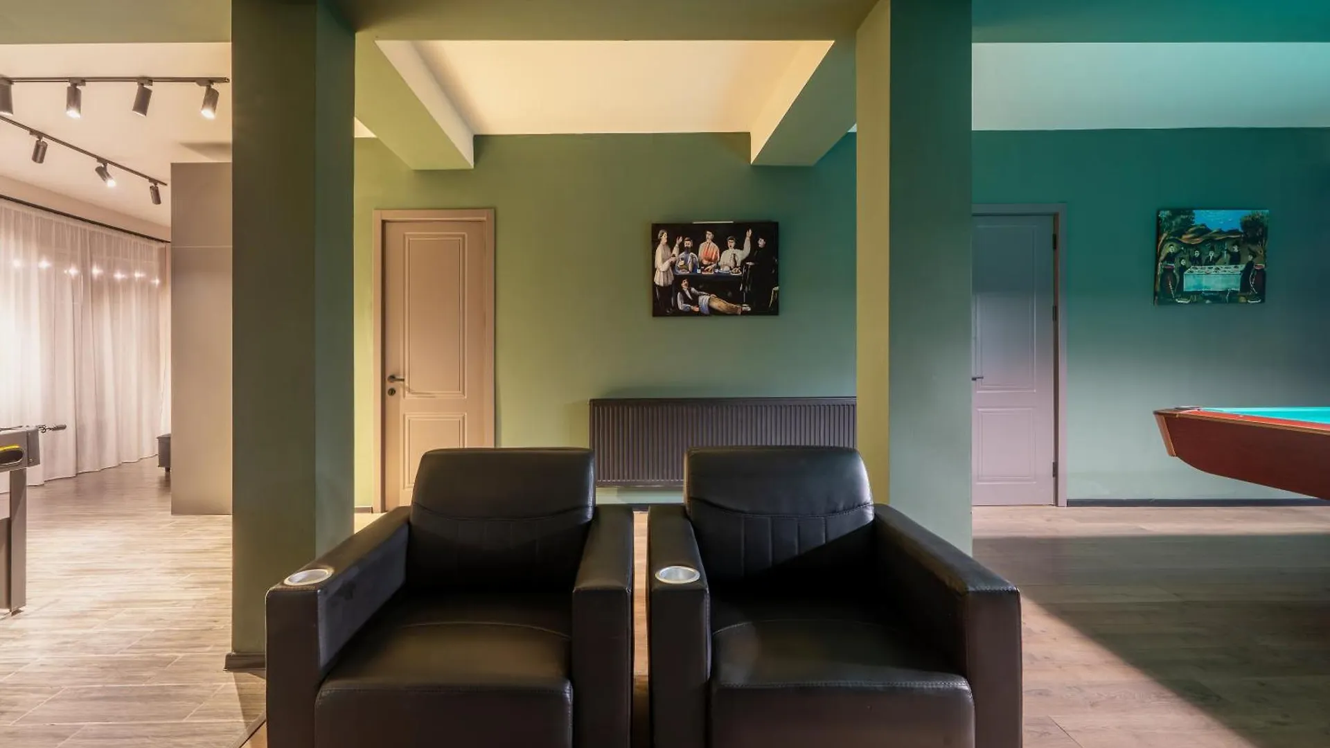 Niabi Apartments With Cinema And Billiards Τυφλίδα